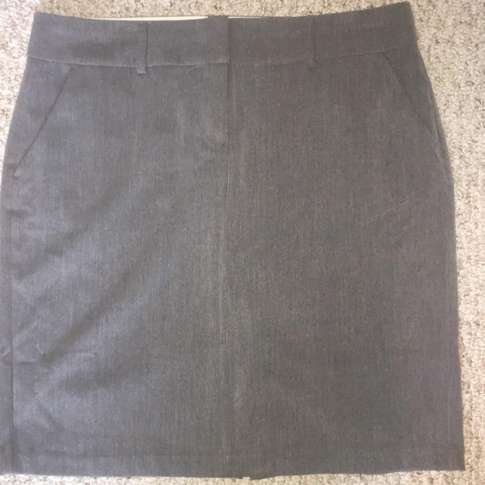 Old Navy Gray Pencil Skirt Size 14